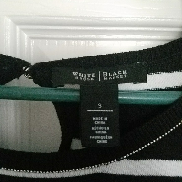 🖤Banana Republic Keyhole 3/4 Sleeved Sweater 🖤 - Picture 2 of 3